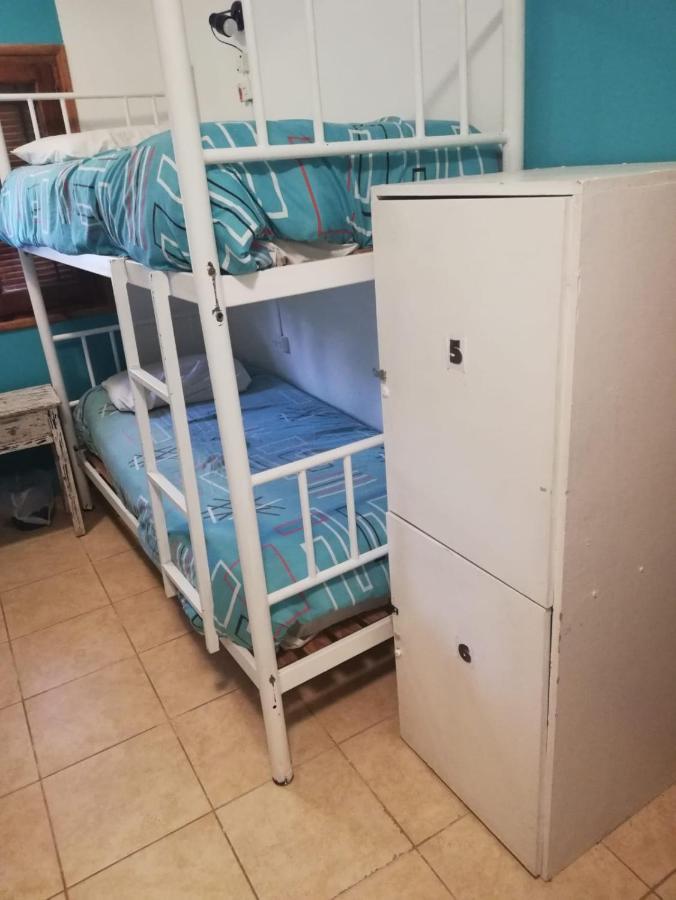 Hostel Punto Patagonico เนวเก็น ภายนอก รูปภาพ
