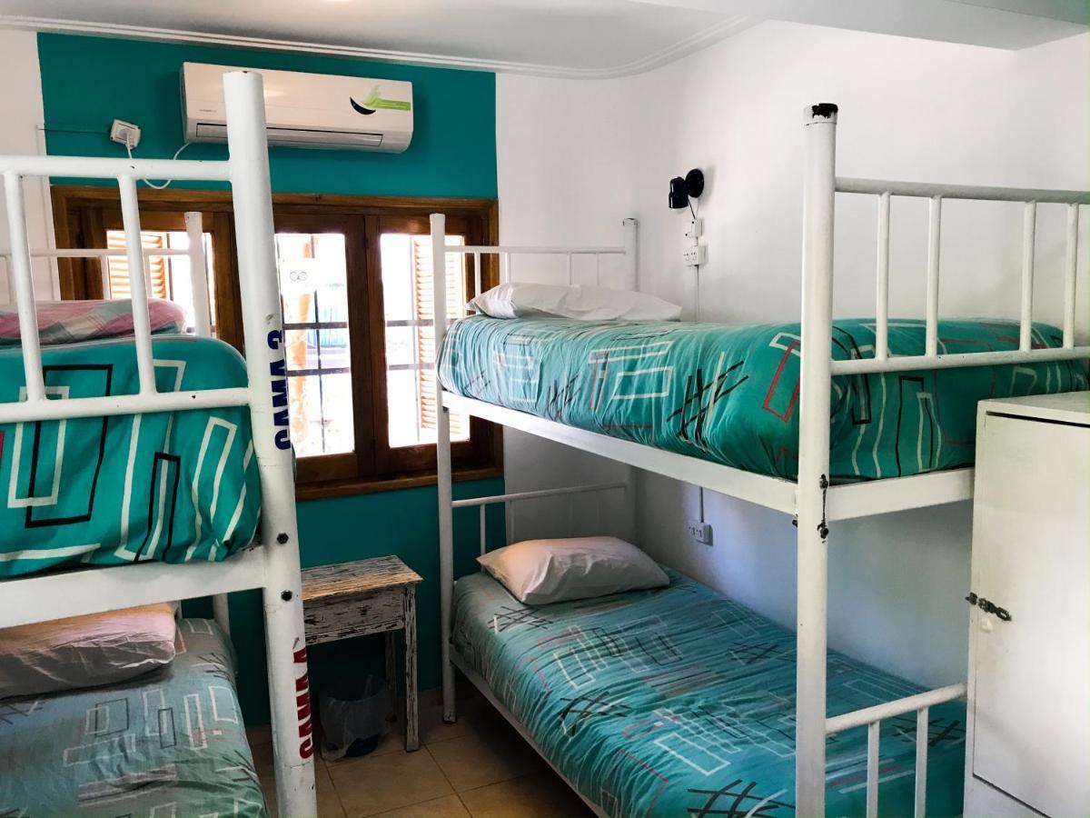 Hostel Punto Patagonico เนวเก็น ภายนอก รูปภาพ