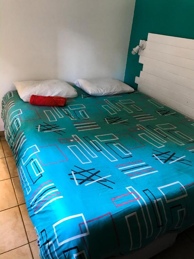 Hostel Punto Patagonico เนวเก็น ภายนอก รูปภาพ