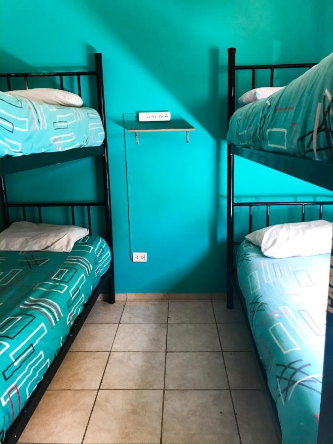Hostel Punto Patagonico เนวเก็น ภายนอก รูปภาพ